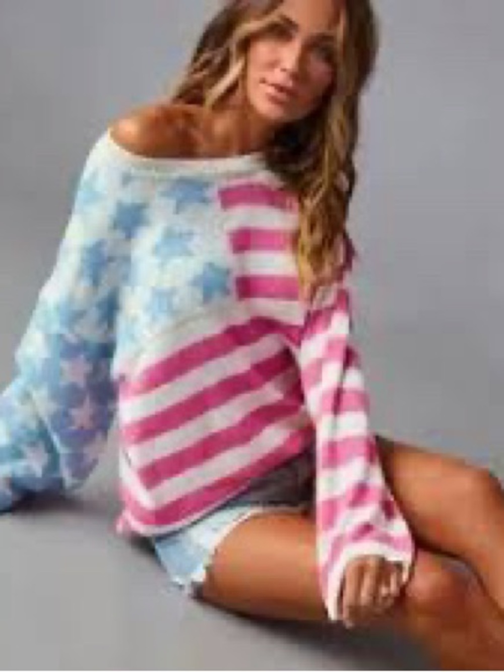 VICI Crewneck Star & Stripe Knit Sweater in Pink and Blue